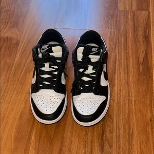 Nike Kids Sneakers in Black and White